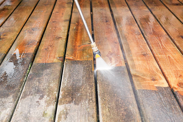 Why Choose Our Certified Pressure Washing Experts for Your Project Needs in Lathrop, MO?